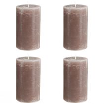Artículo Velas grandes de pilar marrón de 70 x 120 mm, paquete de 4: elegantes velas cilíndricas en marrón ahumado, teñidas por completo para una decoración y un ambiente acogedor.