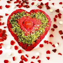 Artículo Corazón de espuma floral con sistema de clic material enchufable verde 20cm 2 piezas