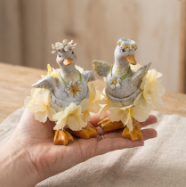 Artículo Figura decorativa de pato con vestido floral, primavera, accesorio de decoración de verano con detalles, 11 cm, 2 piezas