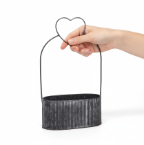Artículo Bol ovalado decorativo de metal con forma de corazón, negro, 20/16 cm, juego de 2