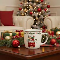 Artículo Taza de cerámica con motivos navideños, coche y regalos, 9 cm.