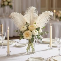 Artículo Exquisita pluma decorativa blanca crema pluma de avestruz blanca 20-25cm 12 piezas.