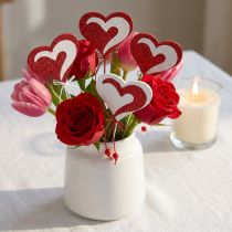 Artículo Corazón en un palo, rojo y blanco, corazón decorativo, decoración para el Día de San Valentín, 16 piezas