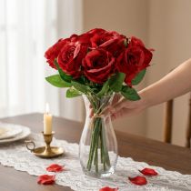 Artículo Rosas artificiales en ramo rojo 30cm 10 piezas