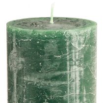 Artículo Juego de 2 velas de pilar, verde oscuro, 85 x 200 mm: velas decorativas elegantes y duraderas para un ambiente acogedor.