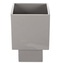 Artículo Maceta cúbica gris con base para decoración moderna, 22 cm