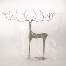 Artículo Escultura decorativa de ciervo con grandes astas, estilo moderno de metal, 48 cm.