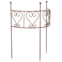 Artículo Celosía semicircular con adorno en forma de corazón. Perfecta para la decoración rústica de jardines. 42 cm.