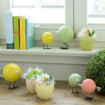 Artículo Figuras decorativas de pollitos como alegre punto de atracción para la primavera y la Pascua, 12 cm, 3 piezas