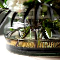 Artículo Herramienta Kenzan para arreglos florales con alfileres de latón.