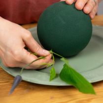 Artículo Bola de espuma floral pequeña verde Ø12cm 5 uds