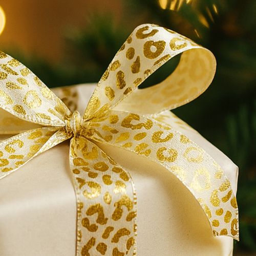 Artículo Cinta de seda con estampado de leopardo, color crema y dorado, 15 mm, 18 m