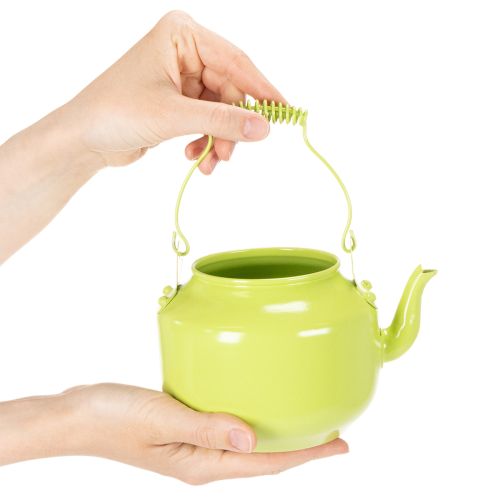 Tetera decorativa como florero, estilo retro nostálgico. | Floristik24.es