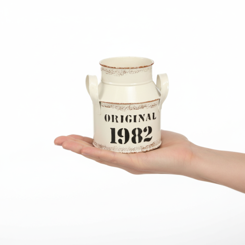 Artículo Jarra decorativa de metal “Original 1982” color crema óxido, 16 cm de alto, 2 unidades