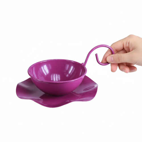Artículo Taza de té decorativa de metal con platillo, color morado, Ø11,5 cm, H8 cm, 2 piezas