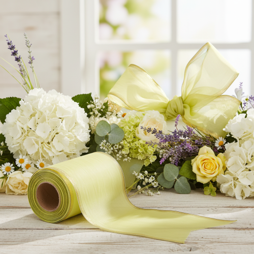 Artículo Cinta de moiré para coronas, 150 mm, 25 m, color verde claro con borde dorado, para floristería y decoración.