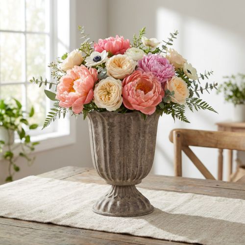 Artículo Macetero decorativo vintage con forma de copa, aspecto antiguo, color marrón grisáceo, Ø15 cm, H16 cm, para decoración rústica de mesas y elegantes detalles para el hogar.