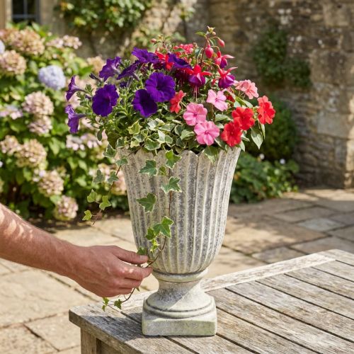 Jardinera decorativa trofeo de piedra fundida antigua gris Ø20cm H30,5cm | Floristik24.es