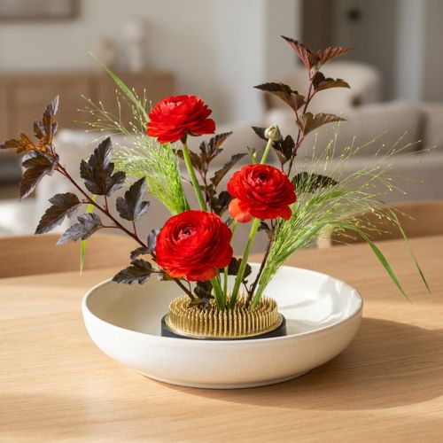 Artículo Erizo de flor redondo de latón para arreglos florales e ikebana
