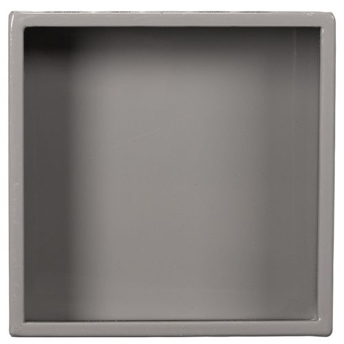 Maceta cúbica gris con base
