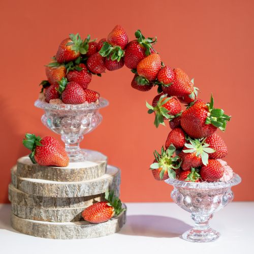 Artículo Cuenco de cristal clásico con base de diseño vintage – Transparente, Ø13 cm x 11 cm – Uso versátil para la decoración de trofeos
