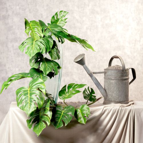 Artículo Monstera artificial con follaje grande para acentos elegantes en la sala de estar 120 cm
