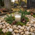 Guijarros de río crema natural 3-5cm 1kg | Floristik24.es