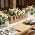 Decoración de mesa de madera "Love" de madera de sauce, acabado natural, 60x19cm, estilo rústico. | Floristik24.es