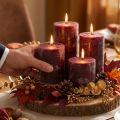 Velas de pilar color burdeos, 70 x 80 mm, paquete de 4, para una decoración elegante y una larga duración. | Floristik24.es