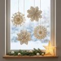 Elegantes copos de nieve de papel para la decoración de invierno y Navidad. | Floristik24.es