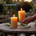 Velas de pilar color miel, 85 x 120 mm, juego de 2, decoración para el hogar y el jardín. | Floristik24.es