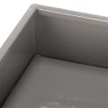 Maceta cúbica gris con base