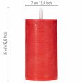 Vela LED cilíndrica roja con temporizador y luz blanca cálida, fabricada en cera auténtica, 15 cm. | Floristik24.es