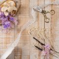 Cinta decorativa de algodón con estampado de encaje en rollo para manualidades y decoración, 25 mm de ancho, 10 m de largo. | Floristik24.es