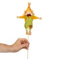 Figura decorativa de espantapájaros sobre un palo para manualidades y plantas, 60 cm. | Floristik24.es